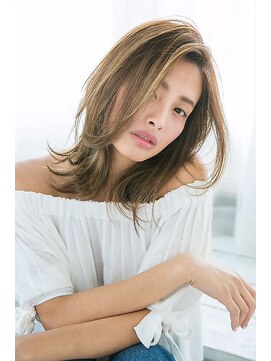 クロエ 梅田(Cloe) 外国人風 エアリーロブ