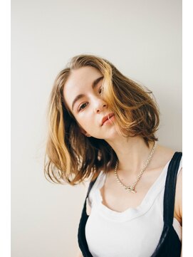 ピズム(PISM) Aラインボブ/ハイライト