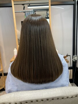 イーラ(era) 《話題の髪質改善》　潤い美髪チャージ　サイエンスアクア/era