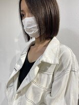 ボブ　パツンカット　ブラウン　透明感カラー