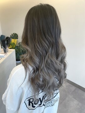 フェーディン(fa/din) バレイヤージュチャコールグレージュ