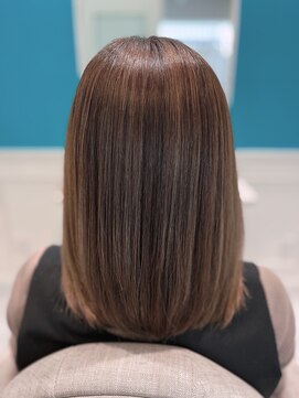リケア 岸和田店(RECARE) アッシュ系カラーで透明感のある髪に