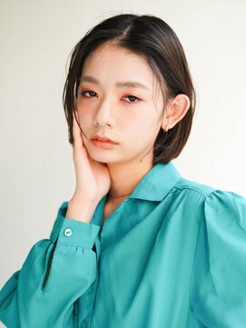 ジュール サウス 新宿南口(Joule South) ミディアムヘア/斜めバング/グレージュカラー/新宿駅