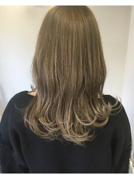 ルッソ(Lusso) 明るめ！イエローベージュカラー