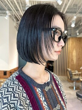 ノイカーム(noi Calm) 顔周りレイヤーカットグレージュカラーくびれボブショートカット