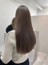 年齢による髪質の変化・カラーによるダメージを改善する髪質改善トリートメント『岸和田/白髪ぼかし』