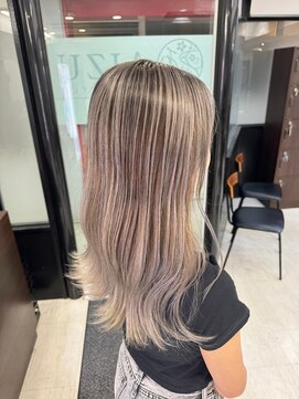 アイズ 本厚木(AIZU) デザインカラー