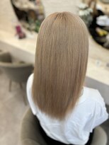 ラビス クローバー(Lovis clover)&nbsp;前髪カタログ　アンブレラカラー　こなれミディ