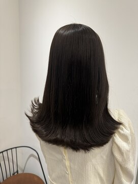 リリアーナ(LILIANA) 透明感カラー 暗髪カラー アッシュカラー 髪質改善 縮毛矯正