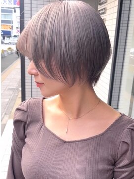 アンティガ(ANTIGA) 大人可愛いマッシュショートミルクティーグレージュカラー