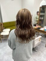ヘアーワークス ボナ(HAIR WORKS bona.) やわらか質感で魅せる◎透明感たっぷりふんわりロングウェーブ