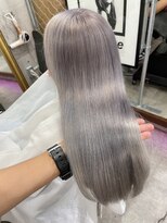 ミラク 町田(MIRAC)&nbsp;【MIRAC町田店】ブリーチをさらに2回してシルバーカラー