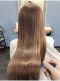正しいケアで作る艶ロングヘア