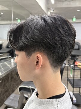 ニコ トウキョウ ロジック(nico TOKYO Logic) メンズセンターパートニュアンスパーマフェザーパーマ