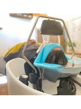 トイヘアー(toihair)の写真/思わず眠たくなる心地よさ。癒しのシャンプー時間。