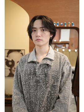 エディ(Edy) メンズセンターパートカルマヘア韓国ヘアニュアンスパーマ岡山