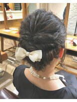 ヴァンクシー バイ ルナ(VANKCY by Luna) 【neolive plus】抜け感あり!ラフなくるりんツイストアレンジ