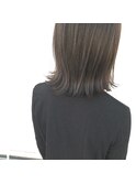 スモーキーベージュ