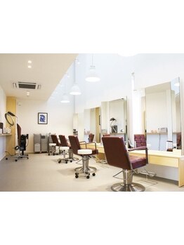 【桑名市/PER-HAPS】リピート多数☆桑名駅から車で10分☆男女別フロアに完全個室なヘッドスパでリラックス