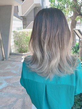 シェル 吉祥寺(shell) ナチュラルバレイヤージュグラーデーション☆