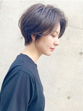 アンド ストーリーズ(&STORIES) 大人可愛い前髪長めハイライトショートボブアッシュブラウン小林