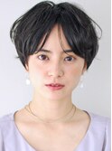 黒髪　前髪長め　マッシュショート　ふんわり　ショートヘア