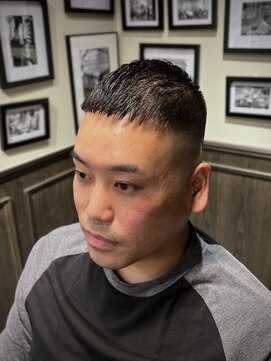 バレス 田町(BALES) クロップスタイルスキンフェード