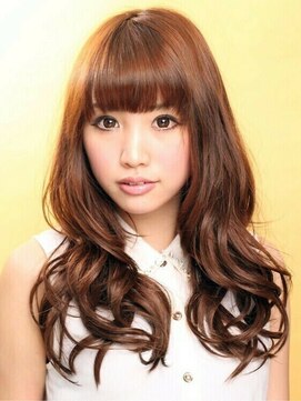 サファイア(SAPPHIRE) つい目で追っちゃうてっぱん乙女(^O^)/