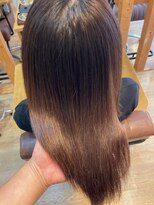 グランバイ アトリエドングリ(Grand × AtlierDonguri) お客様髪質改善データ1324(酸性縮毛矯正)