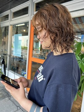 ファンファンバイルー 岐阜(fan fun by Rooo) デザインパーマウルフパーマ韓国風パーマ
