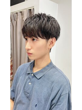 カルナ バイ エルモ(calna by ELMO) スーツ短髪ツーブロック束感モテる黒髪シークレットパーマ流行