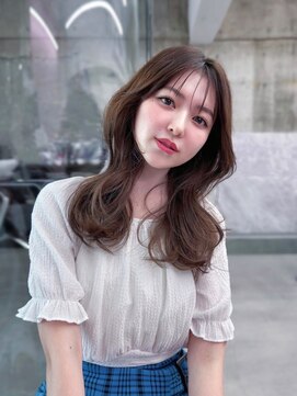 フィヴェント(Fivent) うすめ前髪でこなれトレンドヘア♪韓国くびれミディアム～ロング