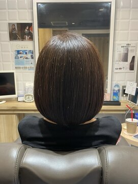 カミケンガレリア(kamiken. galleria) うる艶ボブ×ブラウンカラー【カミケンガレリア】