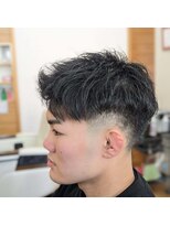 ふかみ理容院&nbsp;低めフェード × ナチュラルマッシュショート