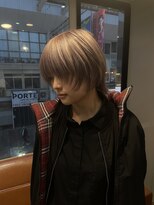 パーミル ヘア クマモト(permille ‰ hair Kumamoto) ウルフレイヤー×ホワイトベージュ