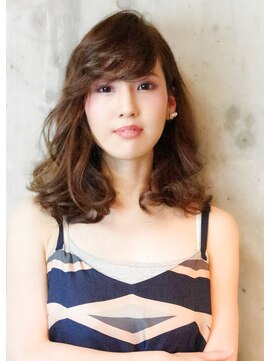 クルヴァ(curva) ~リゾート感~カールmidi【下北沢美容室 curva】