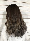 グレージュグラデーション
