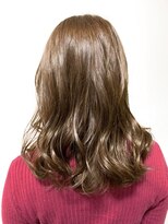 アルティナ(artina)&nbsp;ラフウェーブ×アッシュベージュ【artina町田】