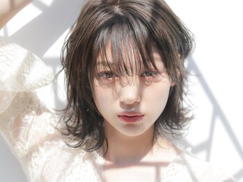 アリス(AlicE)の写真/骨格と髪質のバランスを計算しながらカットのフォルムチェンジをご提案◎幅広い年齢層から支持されてます★