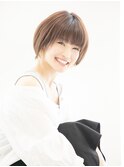 透け感ベージュ×耳掛けショート20代30代40代50代