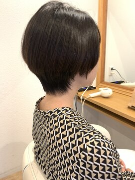 クマ(kuma.) かわいい/ショートヘア