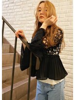 エルト 四条烏丸(elto) 【elto烏丸】大人かわいい小顔ロング20代30代40代ベージュ