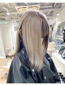 フリーラ 表参道(freera) @kamiishi＿freera ハイトーンベージュインナーブラック