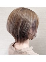美容室テク アート バイ シック 夏のスッキリショート