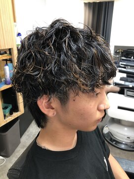 フリゼーア 川西店(FRISEUR) 波巻きパーマ×ハイライト　ウルフ