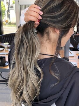 アフューズバイストゥー(Vfuse by StueW) 外国人風バレイヤージュ◇[倉敷][岡山]