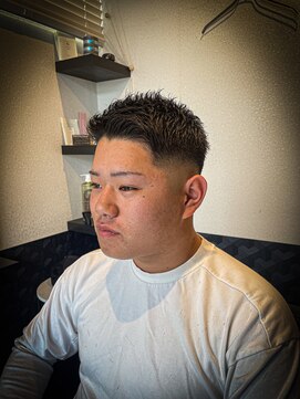 hair salon 華化 スキンフェード