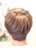 パーマ トゥ カエル(perm.to.caelu)&nbsp;かりあげ＆カラー