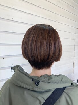 ラコスタ(LaCosTa) ブリーチなしカラー20代30代40代暖色系カラー小顔切りっぱなし