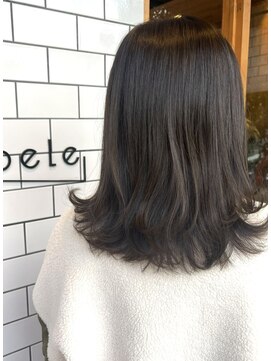 ノエル(noele) オリーブグレージュ